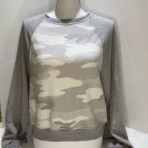 American Eagle Outfitters Camo Sweatshirt Size S